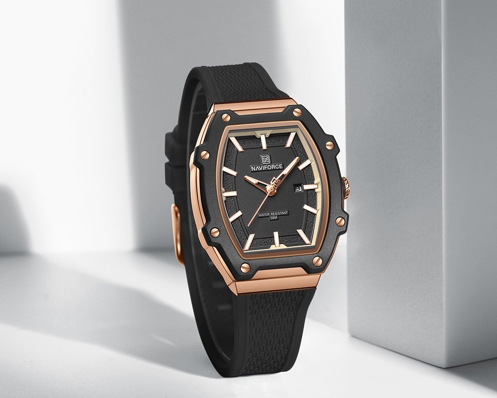 NF8069-watch-model-Exhibition-6